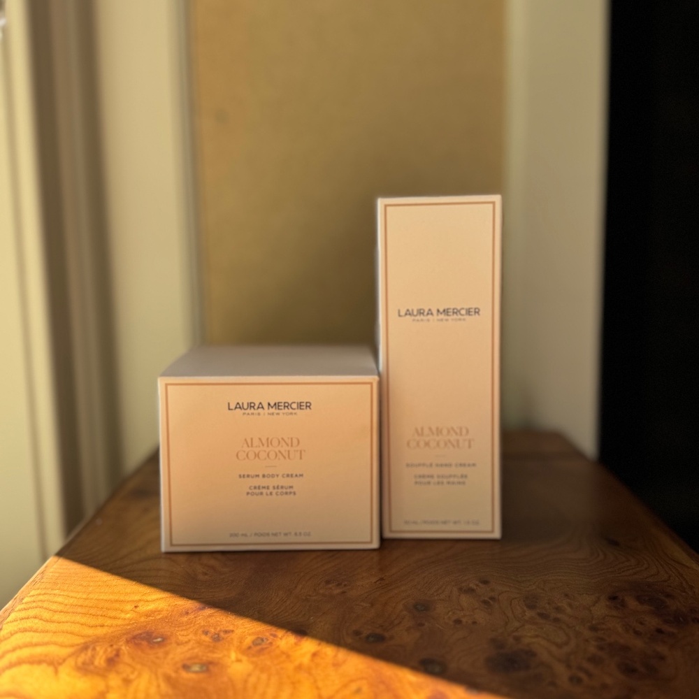 Laura Mercier hand and body lotion bundle